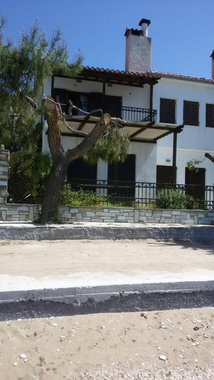Stelios Seaside House Villa Lefokastro Eksteriør bilde