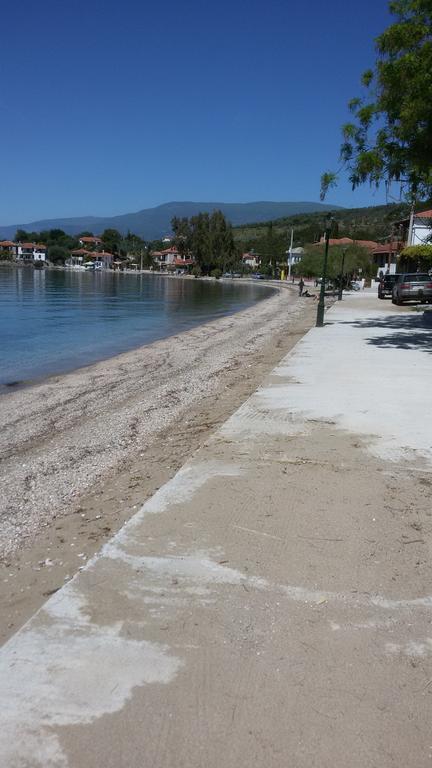 Stelios Seaside House Villa Lefokastro Eksteriør bilde