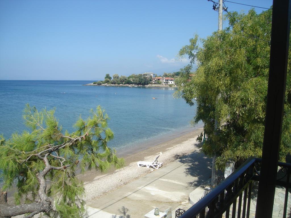 Stelios Seaside House Villa Lefokastro Eksteriør bilde