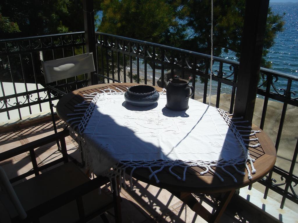 Stelios Seaside House Villa Lefokastro Eksteriør bilde